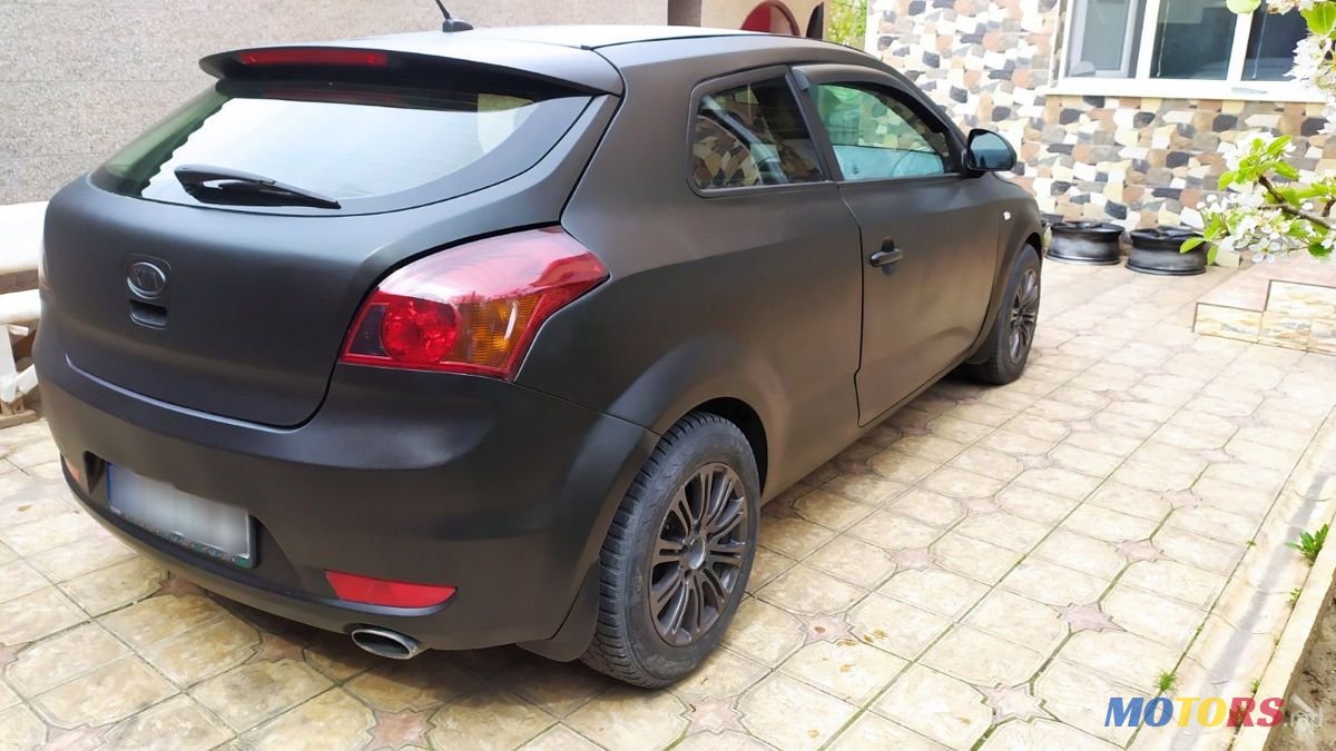 2008' Kia Pro_Cee'D photo #3