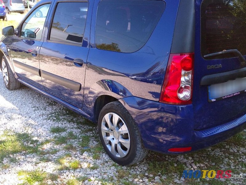 2009' Dacia Logan Mcv photo #4