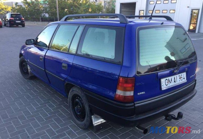 1996' Opel Astra photo #1