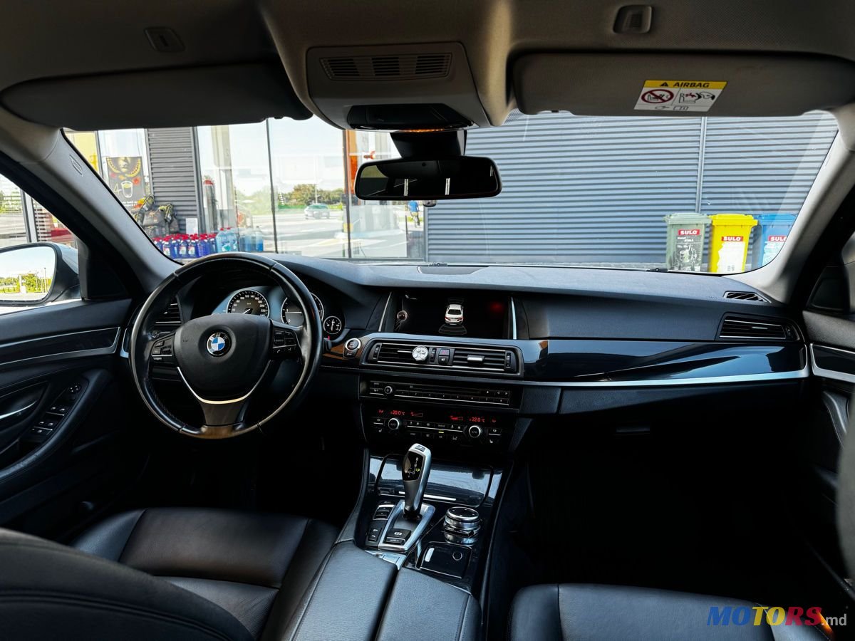 2015' BMW 5 Series photo #4