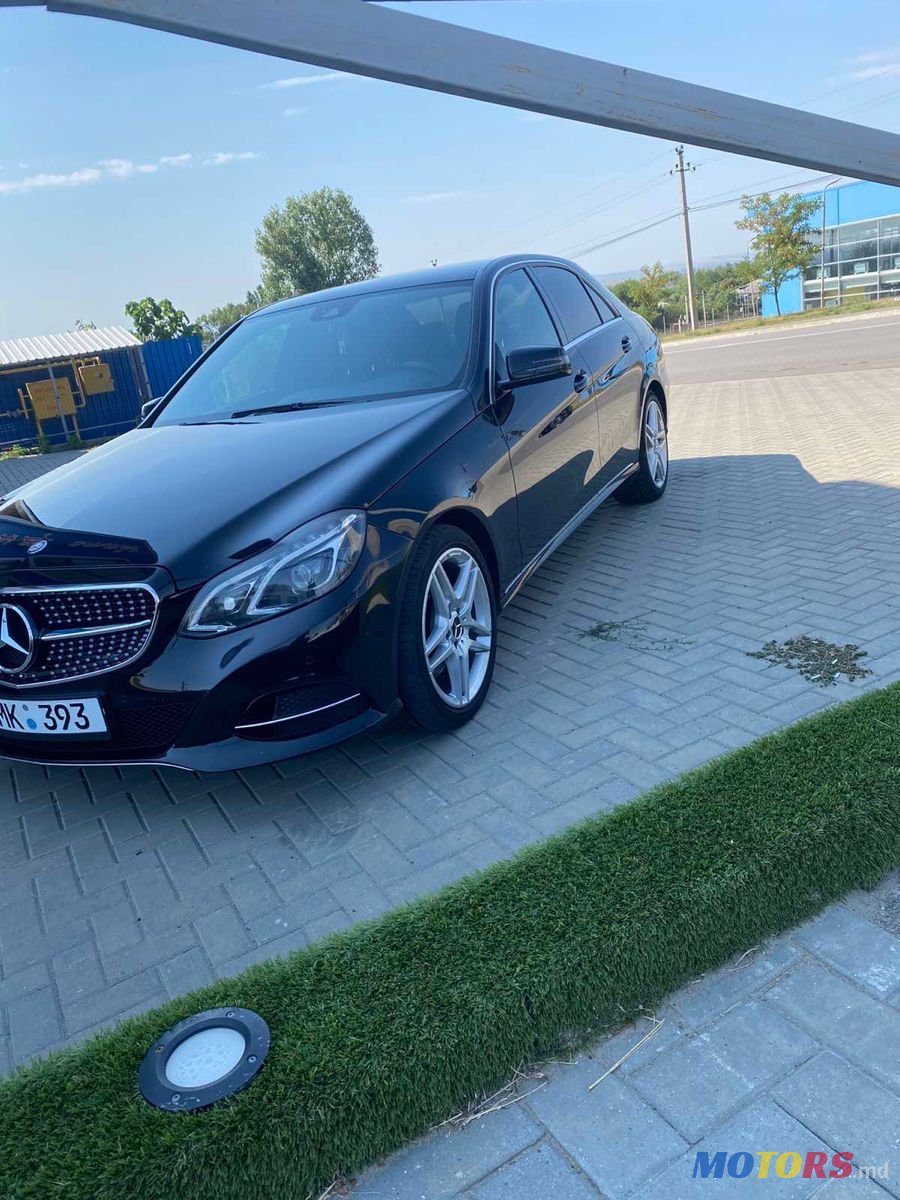 2013' Mercedes-Benz E Класс photo #6