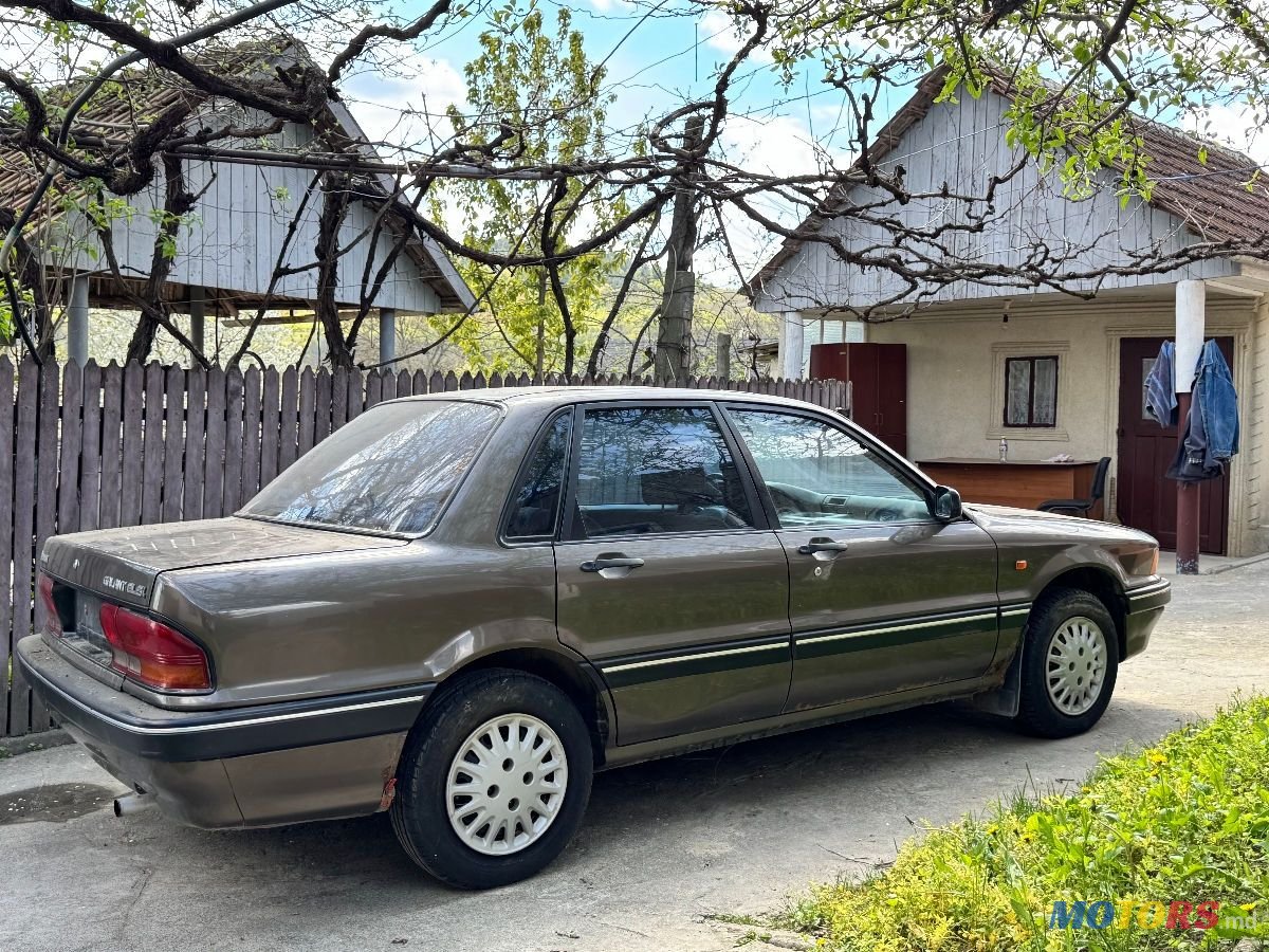 1991' Mitsubishi Galant photo #4