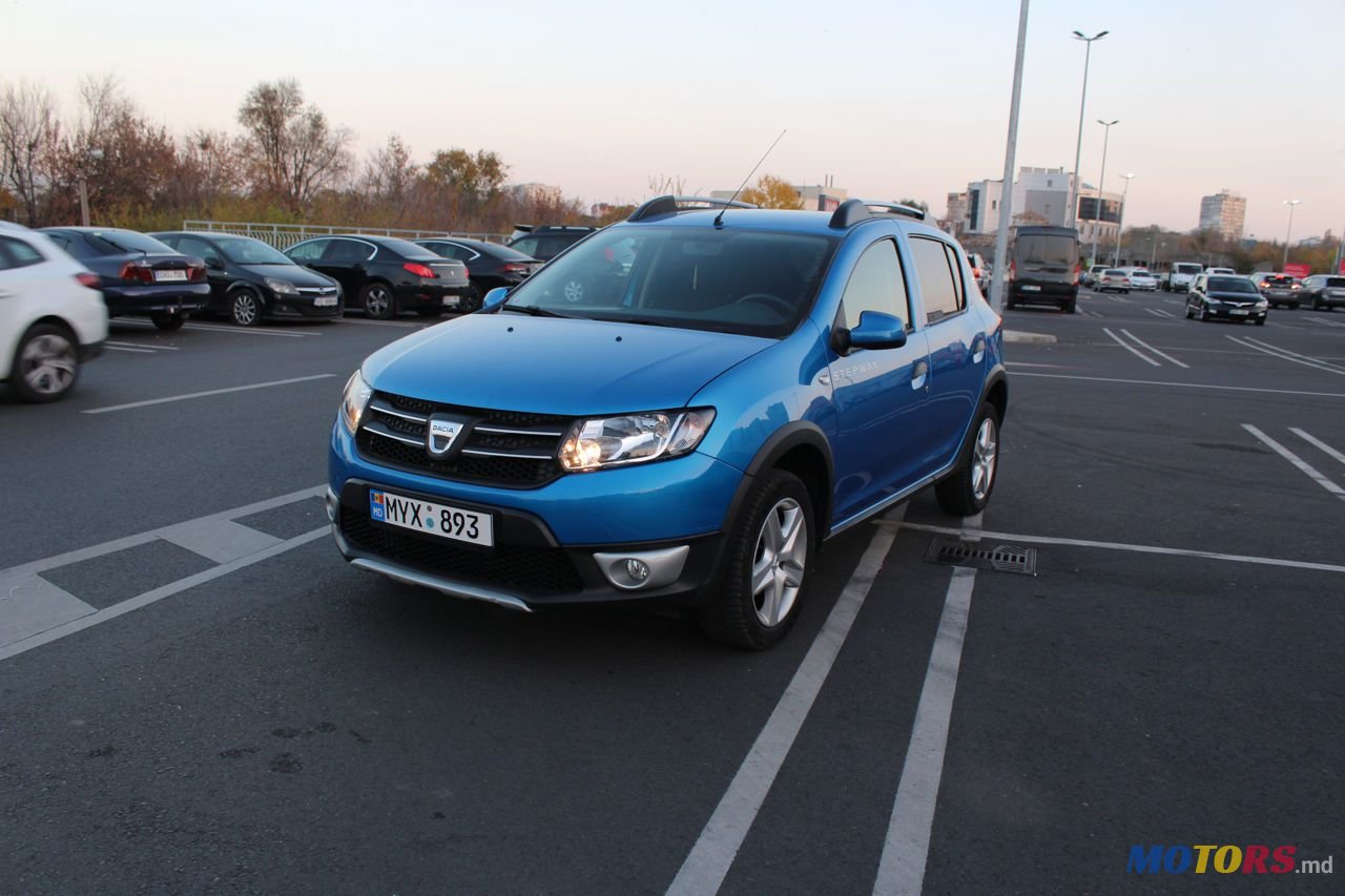 2015' Dacia Sandero Stepway photo #1