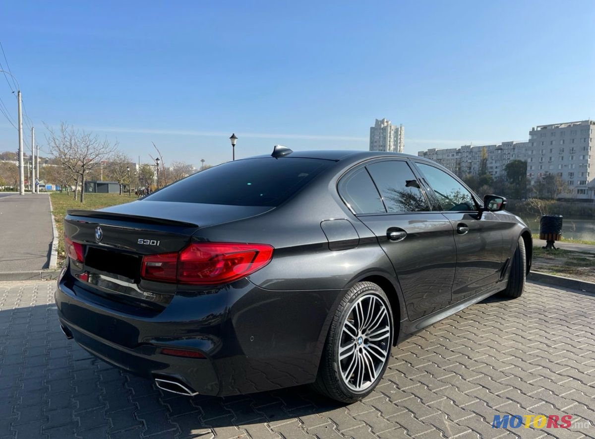 2017' BMW 5 Series photo #3