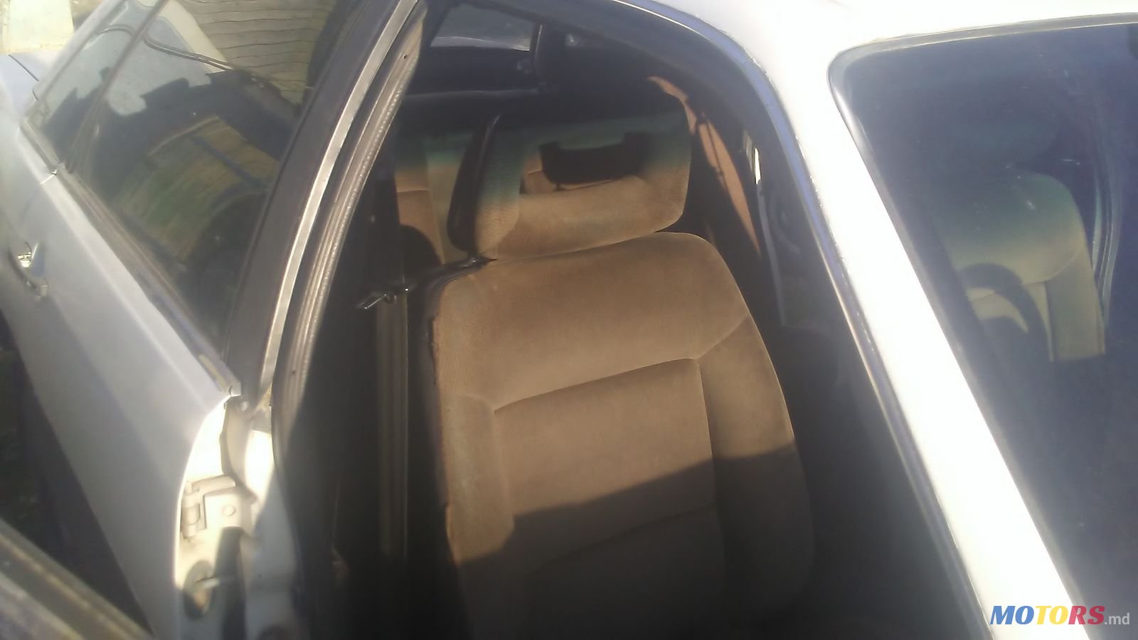 1984' Audi 100 photo #2