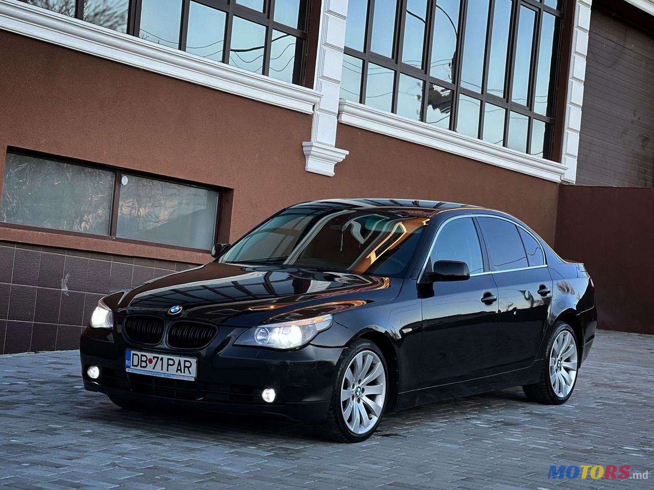 2006' BMW 5 Series photo #2