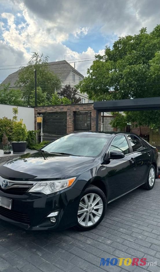 2012' Toyota Camry photo #2