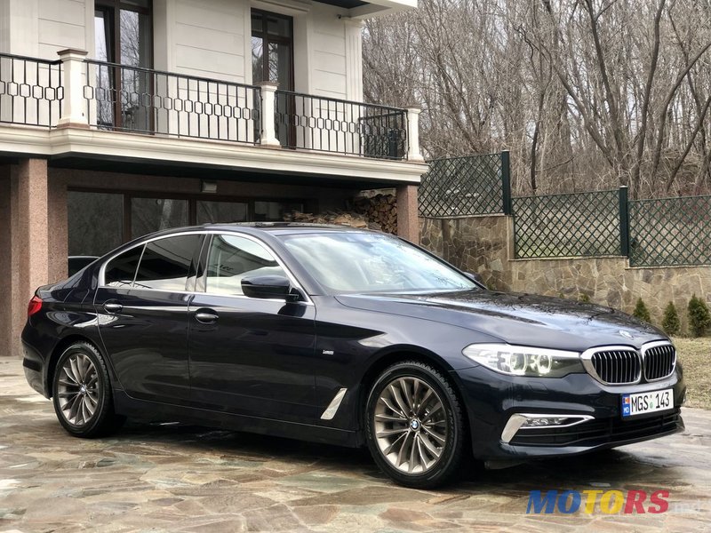 2017' BMW 5 Series photo #2