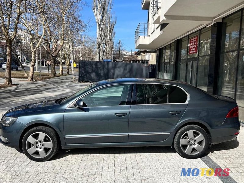 2014' Skoda Superb photo #2