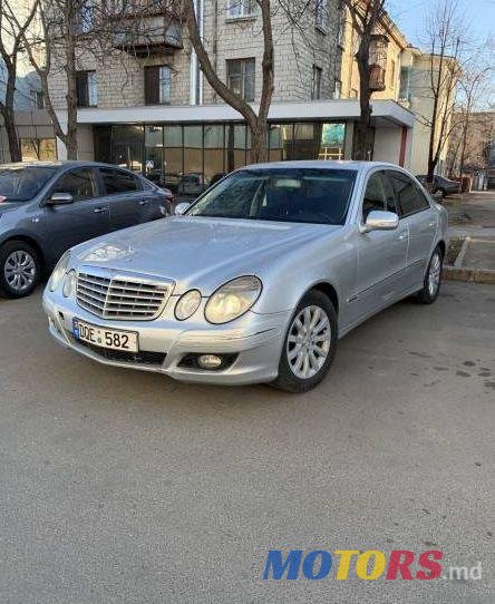 2007' Mercedes-Benz E photo #1