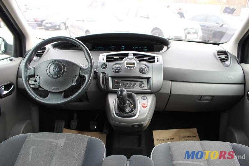 2005' Renault Scenic photo #6