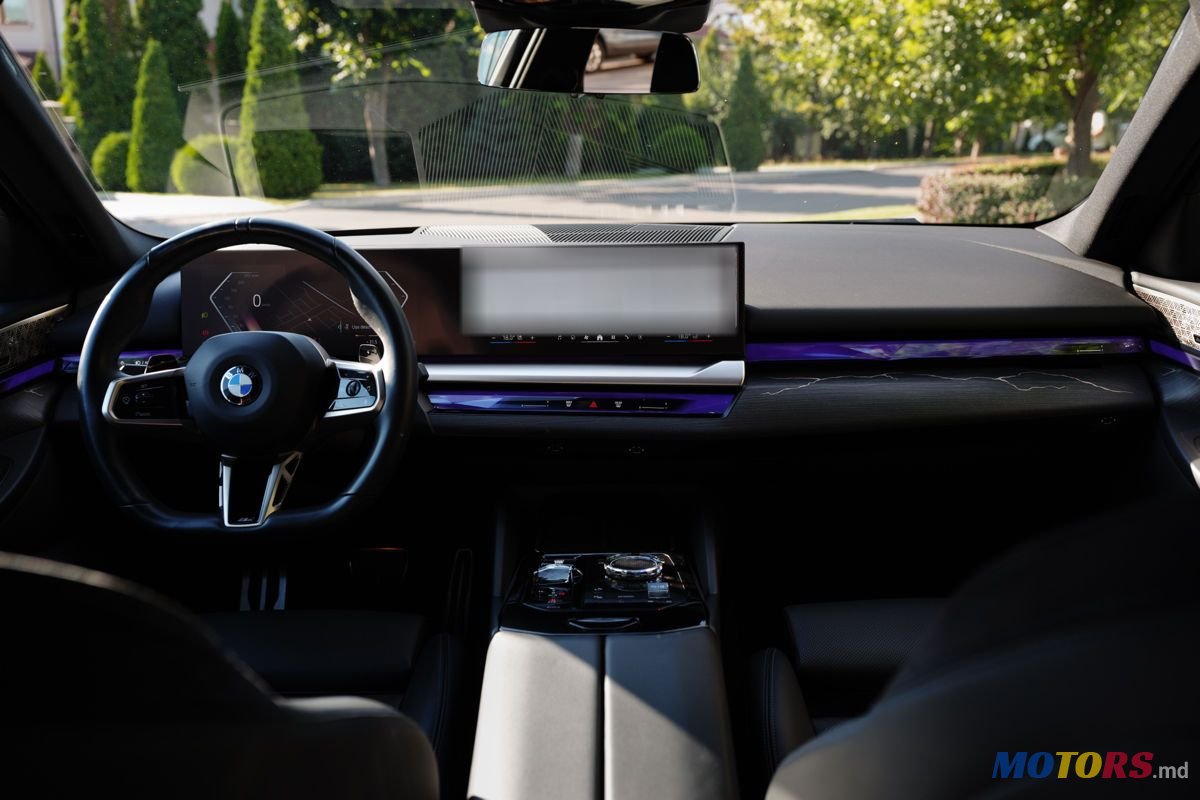 2024' BMW 5 Series photo #4