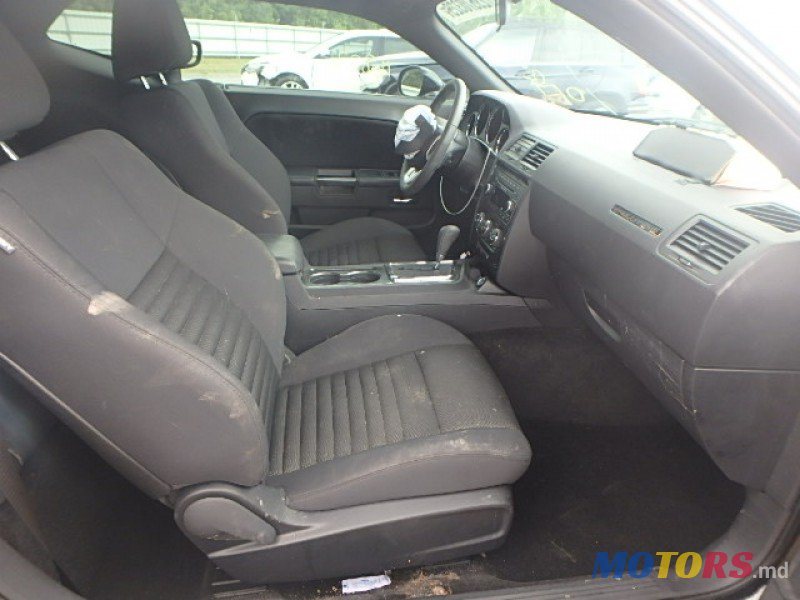 2014' Dodge Challenger photo #6