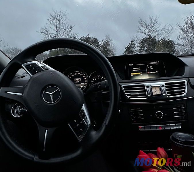 2015' Mercedes-Benz E Класс photo #4