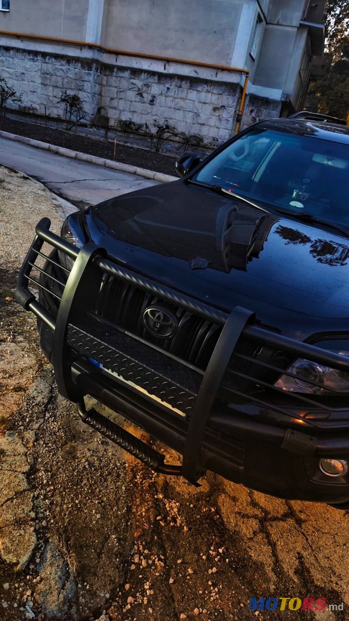 2012' Toyota Land Cruiser Prado photo #2