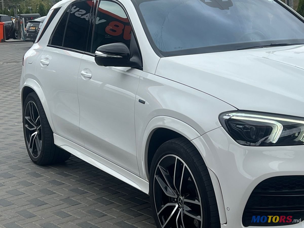 2021' Mercedes-Benz GLE photo #2