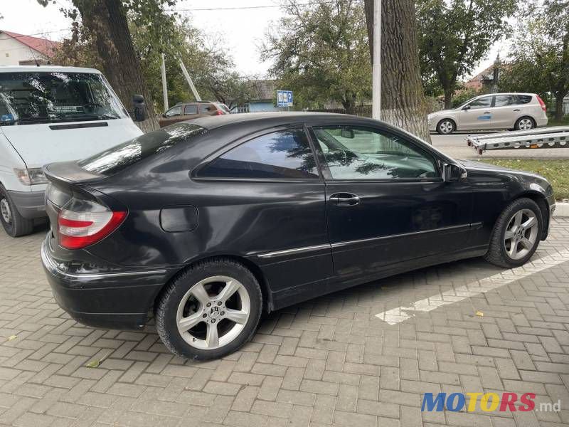 2004' Mercedes-Benz C photo #6