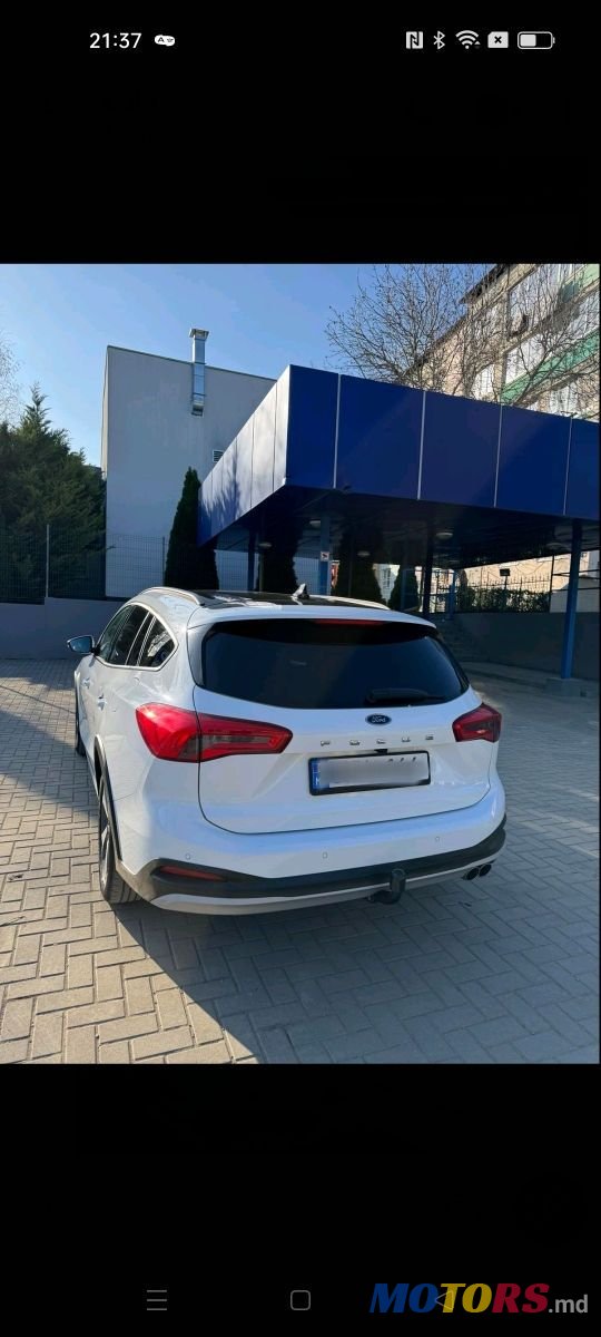 2020' Ford Focus photo #3