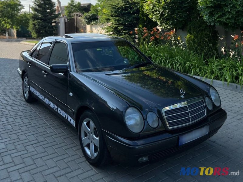 1997' Mercedes-Benz E Класс photo #1