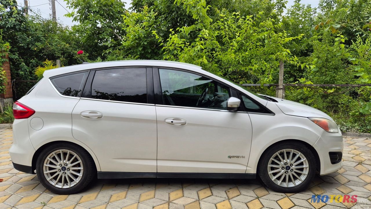 2013' Ford C-MAX photo #1