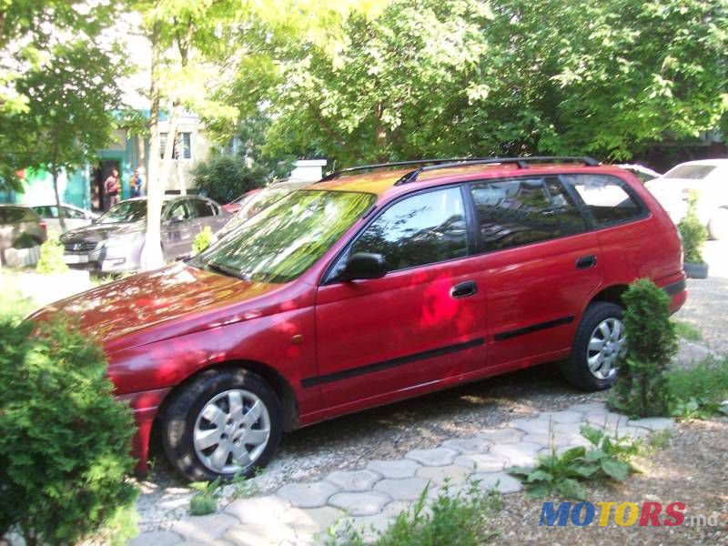1995' Toyota Carina photo #1