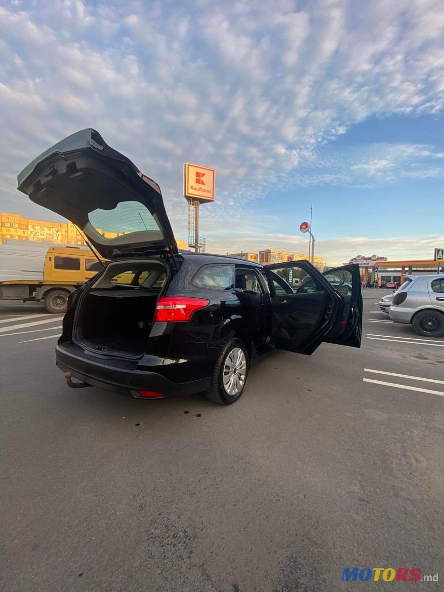 2015' Ford Focus photo #4