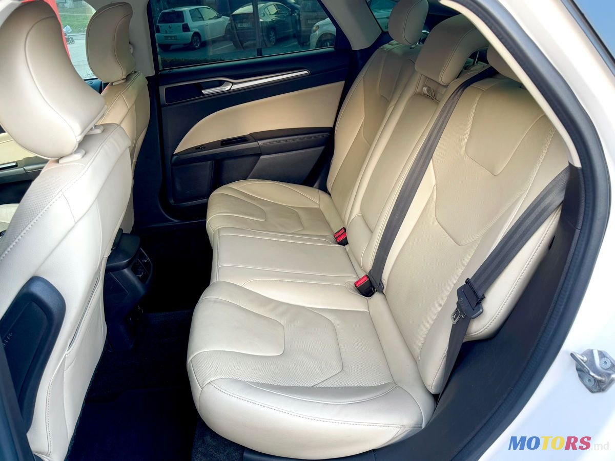 2015' Ford Fusion photo #5