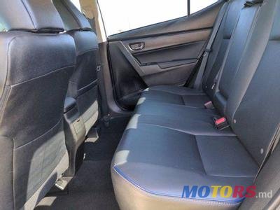 2019' Toyota Corolla photo #2