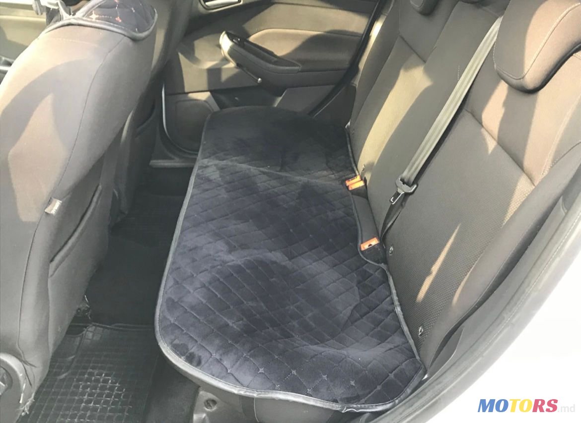 2016' Ford Focus photo #3