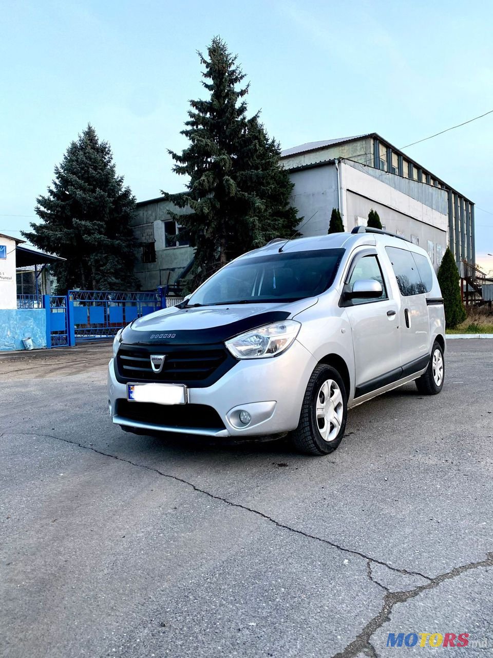 2013' Dacia Dokker photo #1