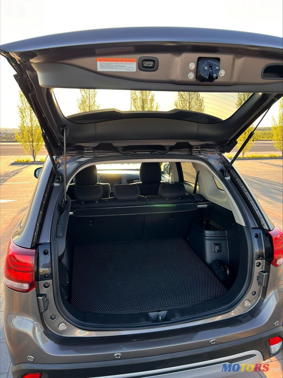 2018' Mitsubishi Outlander photo #3