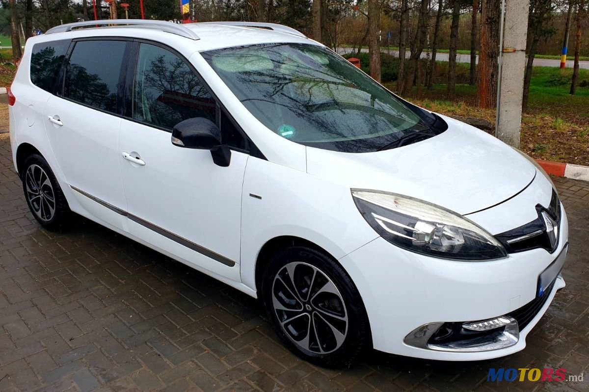2015' Renault Grand Scenic photo #1