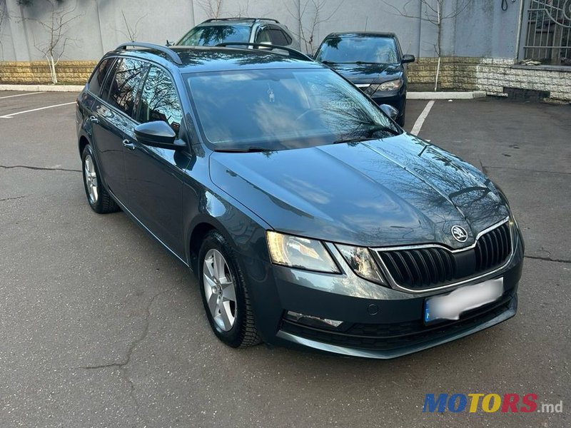 2017' Skoda Octavia photo #2