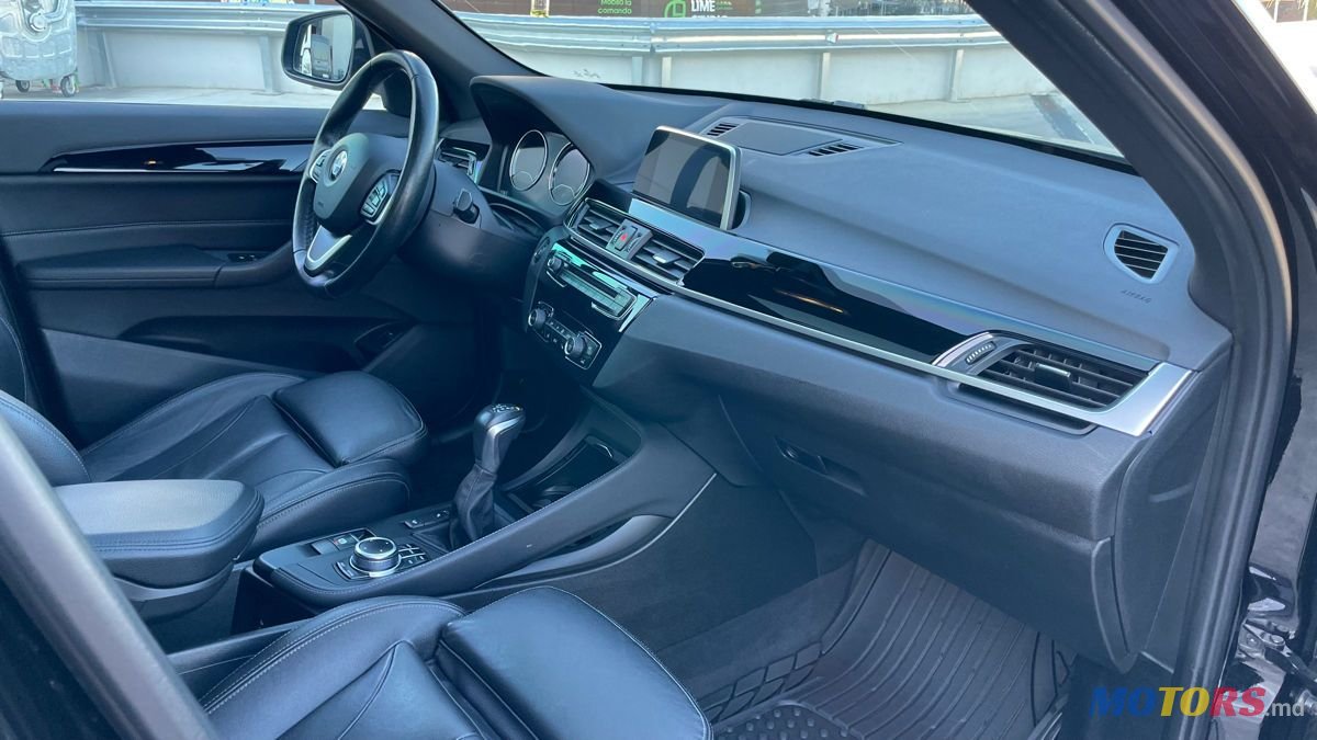 2019' BMW X1 photo #6