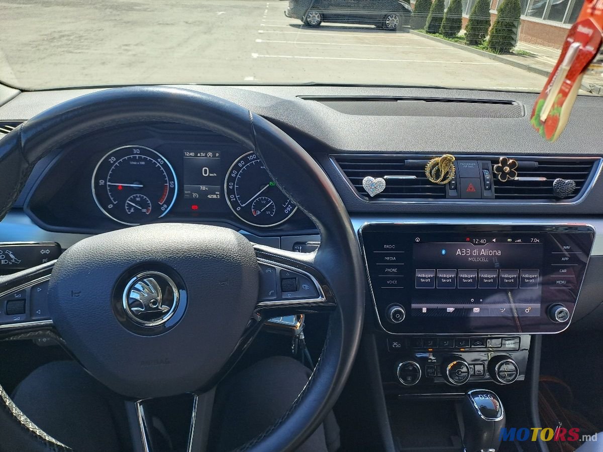 2018' Skoda Superb photo #4