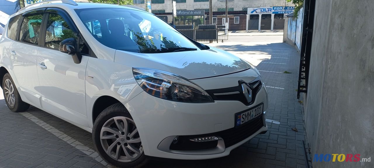 2016' Renault Grand Scenic photo #1