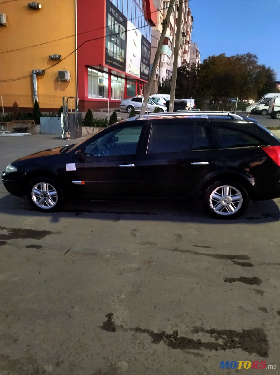 2003' Renault Laguna photo #2