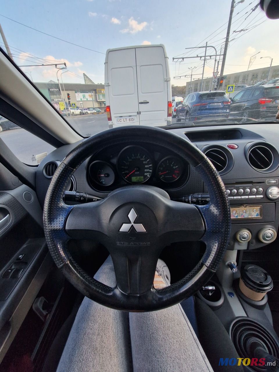 2006' Mitsubishi Colt photo #3