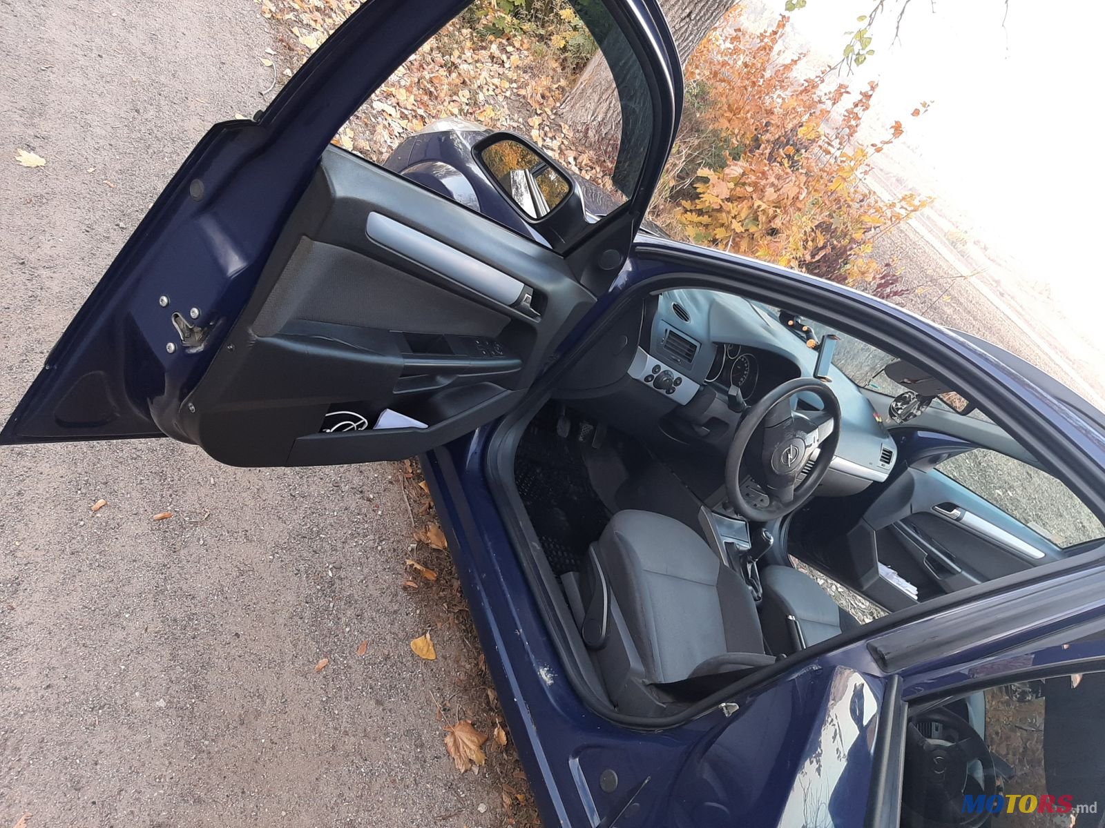 2006' Opel Astra photo #5