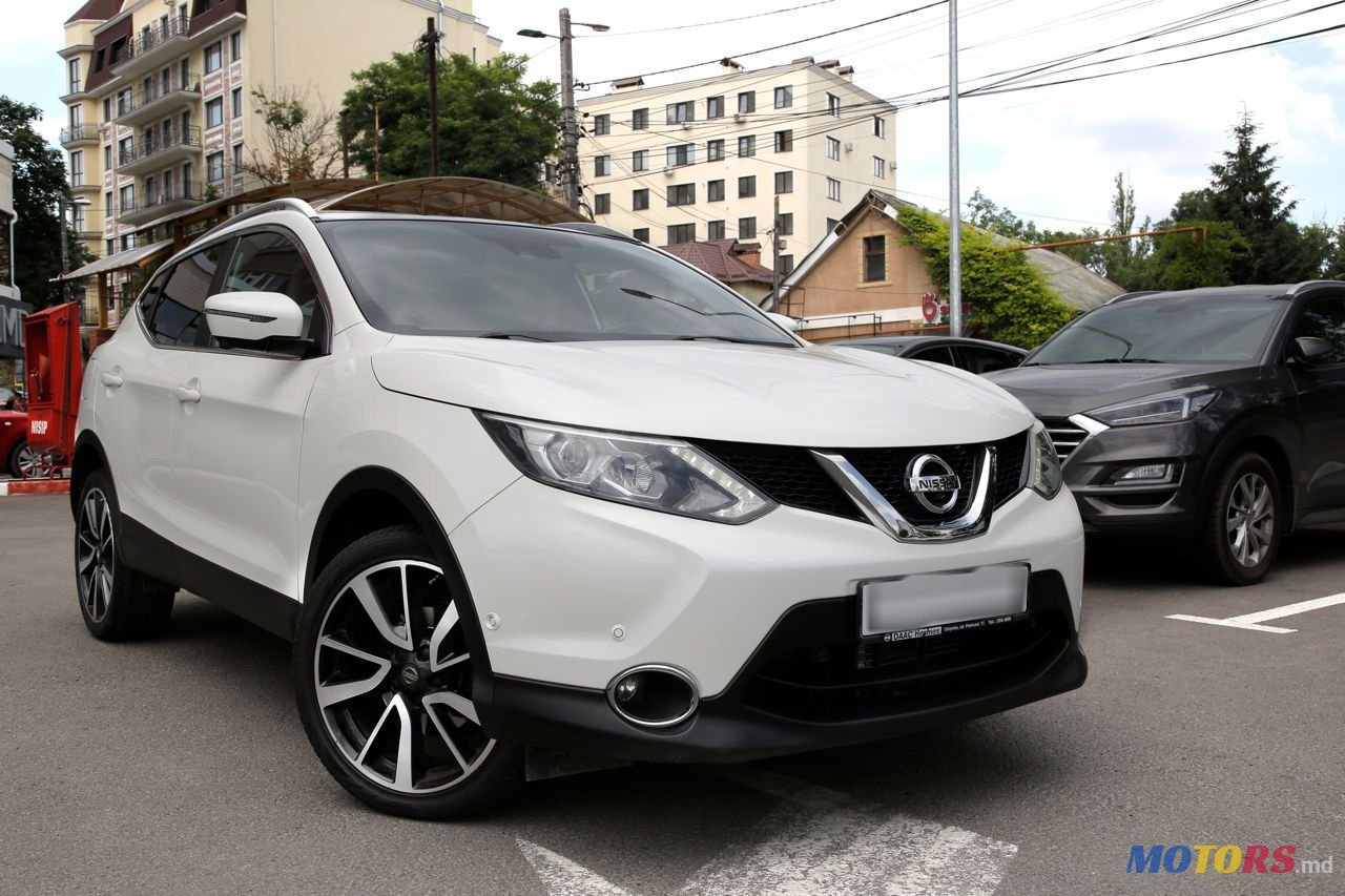 2015' Nissan Qashqai photo #2