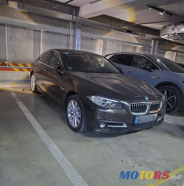 2016' BMW 5 Series photo #1