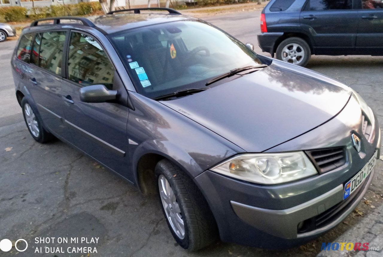 2007' Renault Megane photo #2