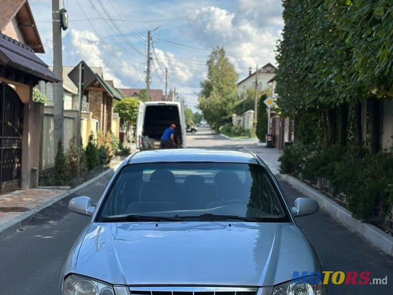 2002' Kia Magentis photo #1