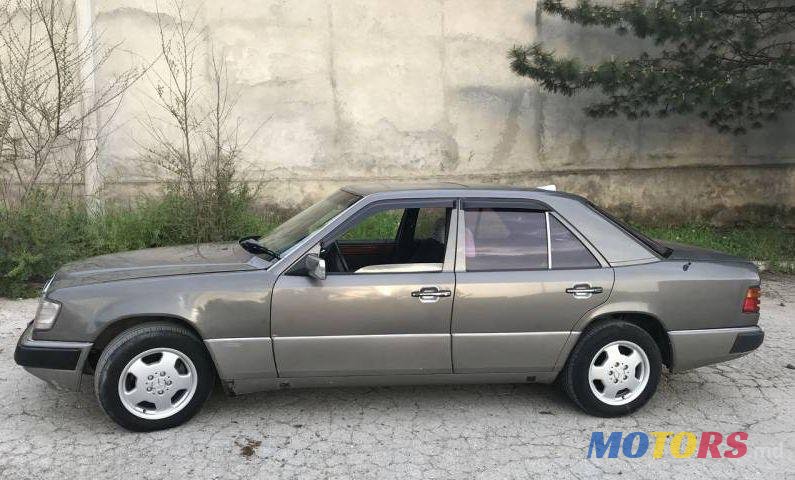 1990' Mercedes-Benz 124 photo #1