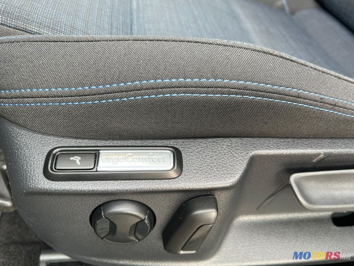 2020' Volkswagen Passat photo #6