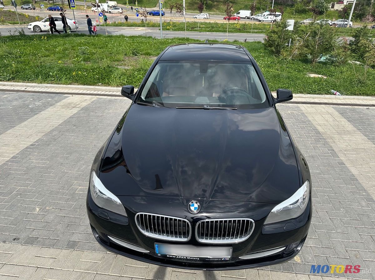 2012' BMW 5 Series photo #5