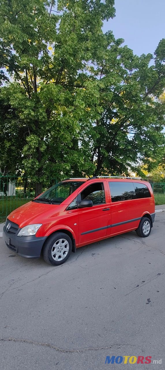 2012' Mercedes-Benz Vito photo #2