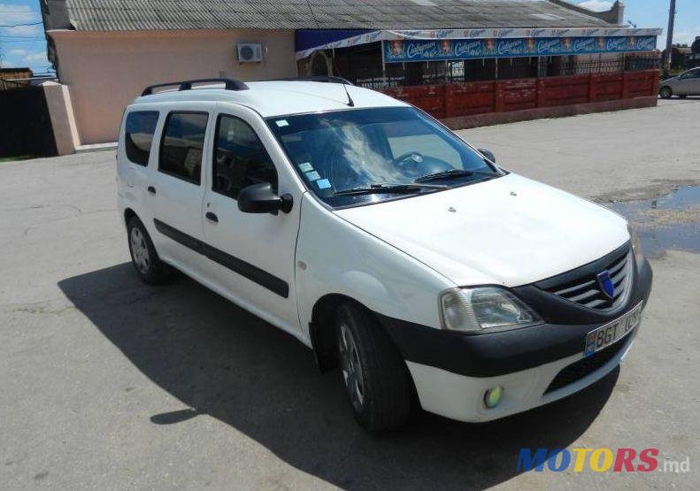 2007' Dacia Logan Mcv photo #1