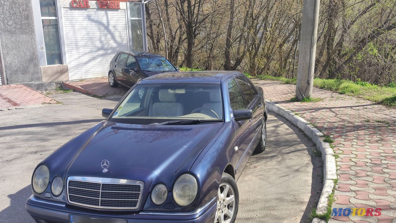 1998' Mercedes-Benz E-Class photo #6