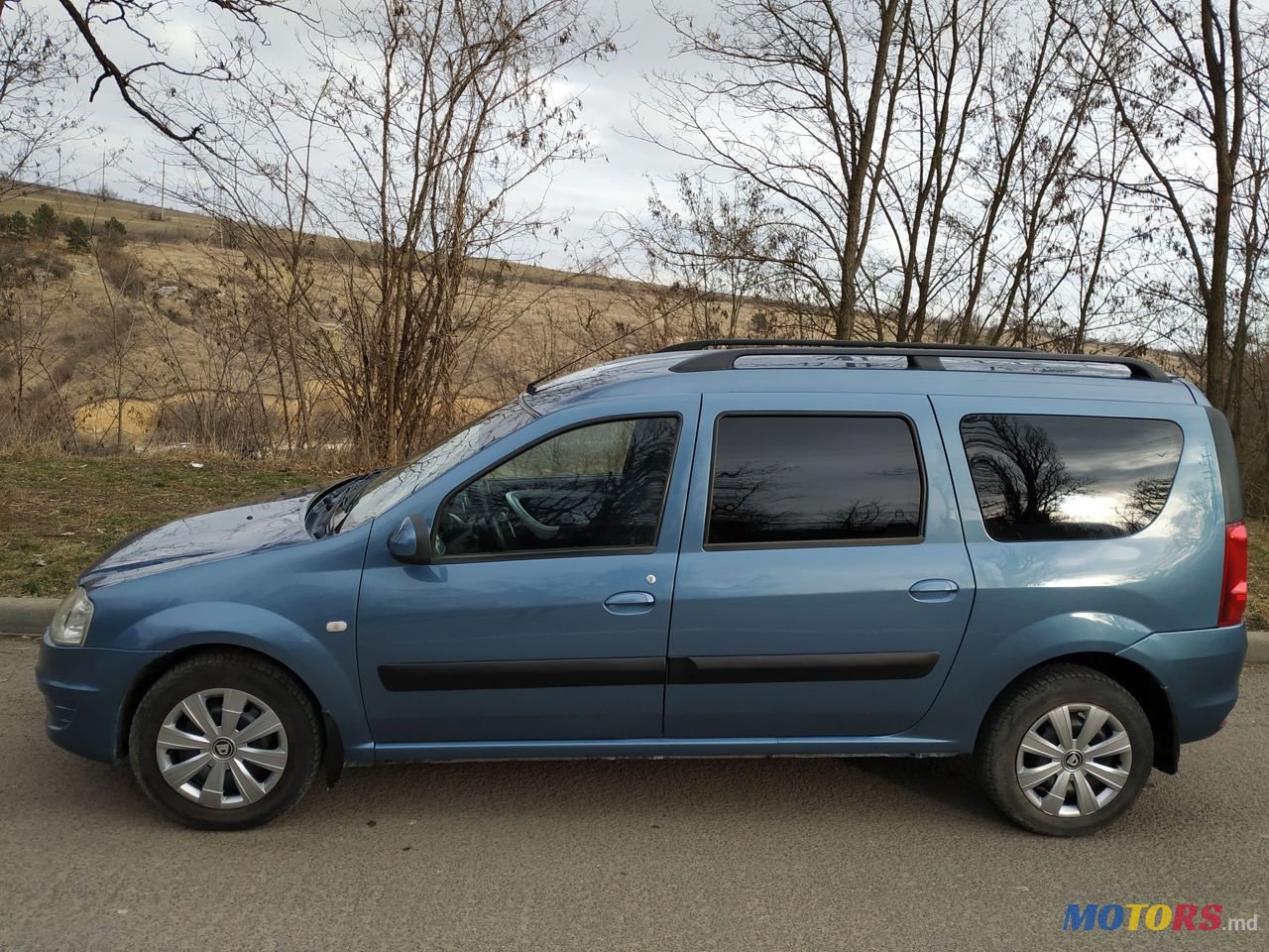 2009' Dacia Logan photo #2